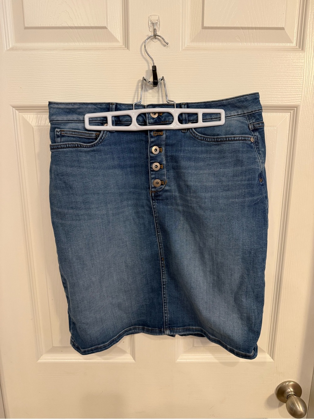 J. Jill Classic Blue Denim Pencil Skirt